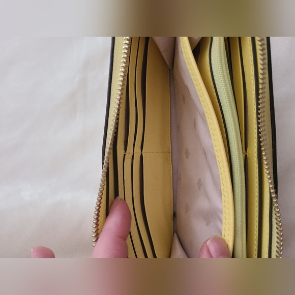 Limited Edition Kate Spade Archie Comics Wallet - Picture 9 of 12